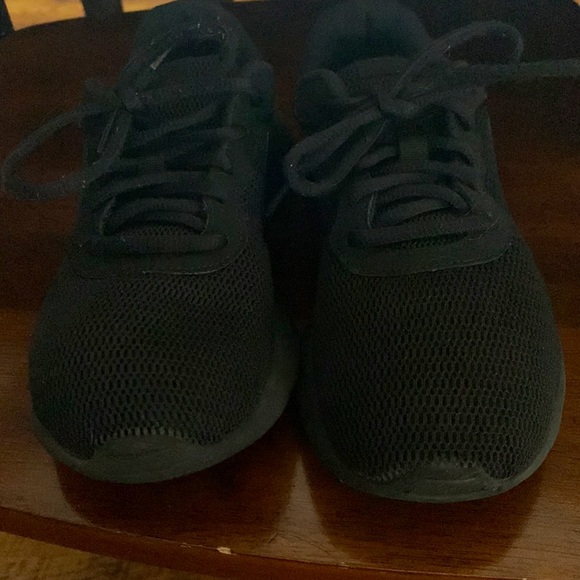 All Black Nike - Picture 4 of 10